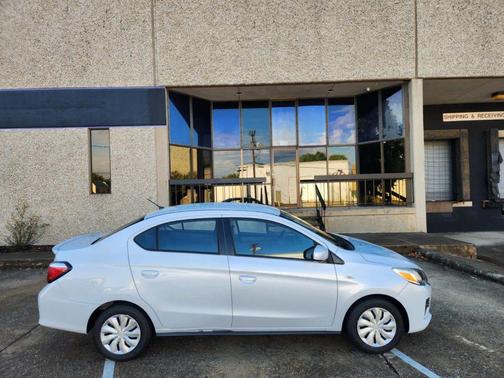 2022 Mitsubishi Mirage G4 SE