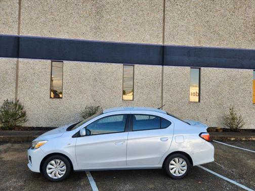2022 Mitsubishi Mirage G4 SE