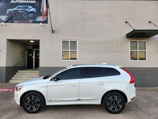 2017 Volvo XC60 T5 Dynamic