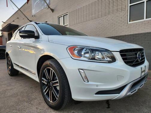 2017 Volvo XC60 T5 Dynamic