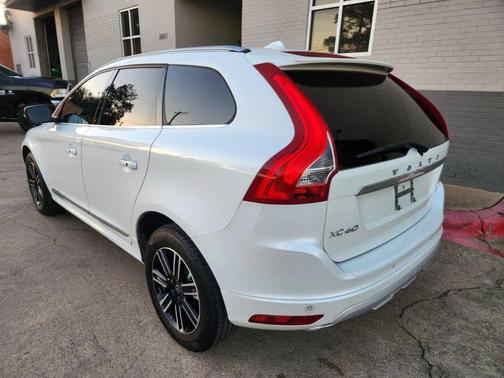 2017 Volvo XC60 T5 Dynamic