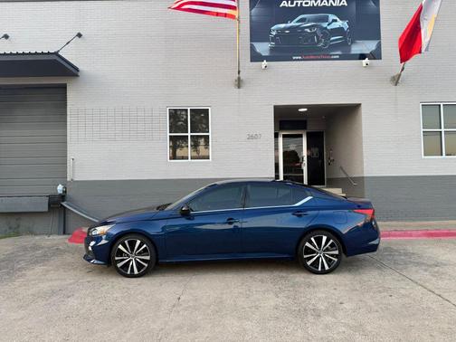 2019 Nissan Altima 2.5 SR