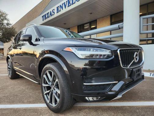 2019 Volvo XC90 T6 Momentum