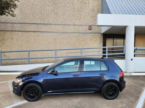 2016 Volkswagen Golf TSI S 4-Door