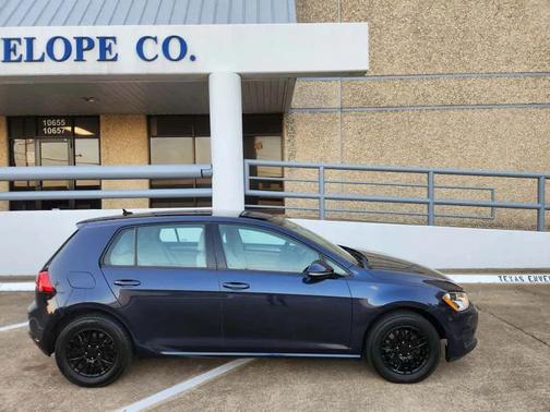 2016 Volkswagen Golf TSI S 4-Door