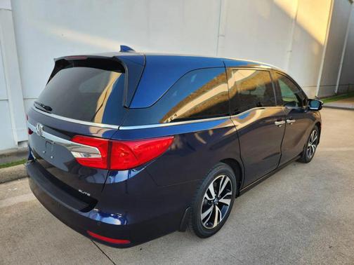 2018 Honda Odyssey Elite