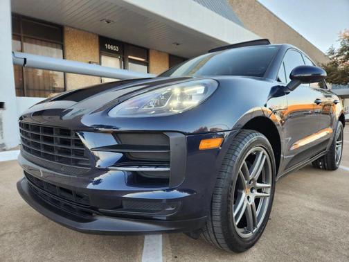 2019 Porsche Macan Sport Utility 4D
