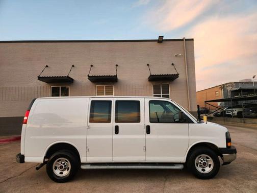 2023 Chevrolet Express 2500 RWD 2500 Regular Wheelbase WT