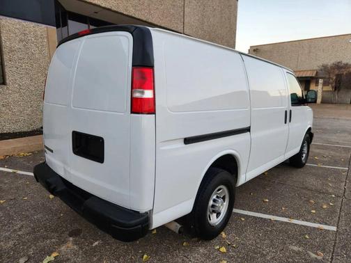 2021 Chevrolet Express 2500 RWD 2500 Regular Wheelbase WT
