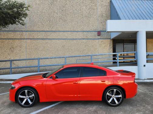 2017 Dodge Charger SXT
