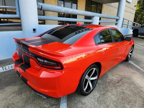 2017 Dodge Charger SXT