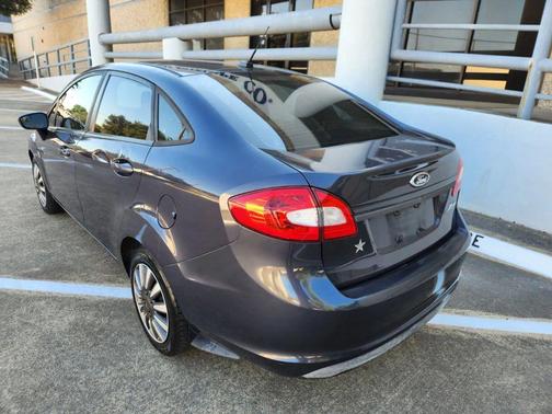 2013 Ford Fiesta S