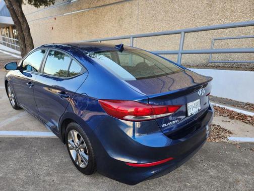 2017 Hyundai ELANTRA SE Value Edition