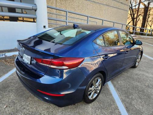 2017 Hyundai ELANTRA SE Value Edition