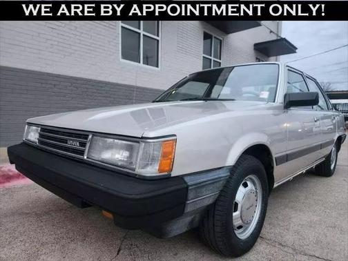 1985 Toyota Camry DLX 4D Sedan