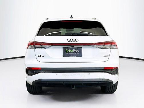 2024 Audi Q4 e-tron Premium Plus 50 quattro