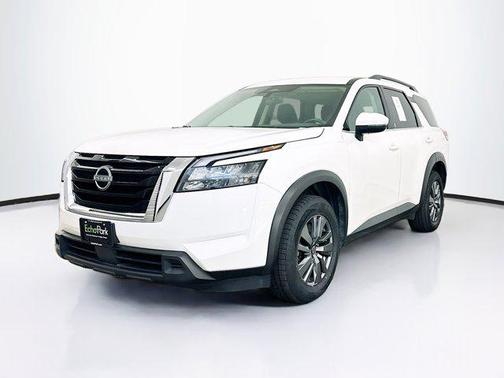 2025 Nissan Pathfinder SV 4WD