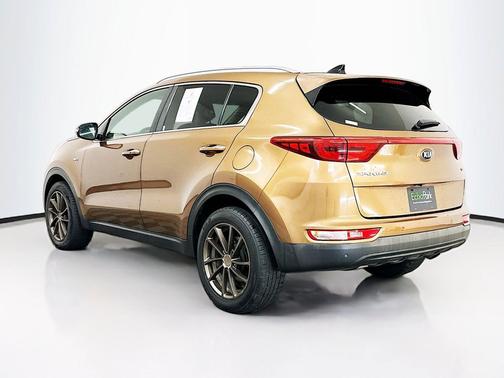 Burnished Copper 2017 Kia Sportage EX