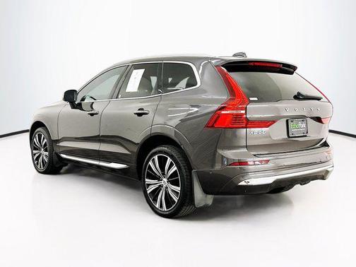 2023 Volvo XC60 B5 Plus Bright Theme