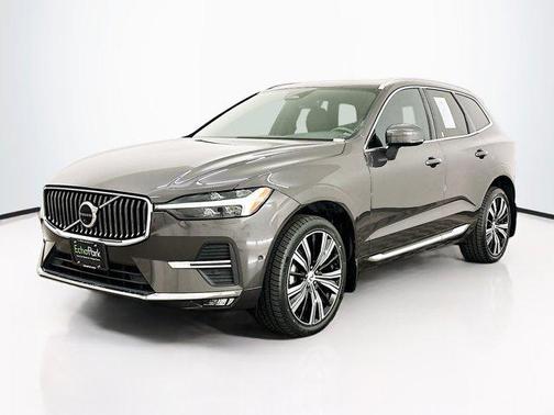 2023 Volvo XC60 B5 Plus Bright Theme