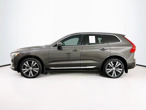 2023 Volvo XC60 B5 Plus Bright Theme