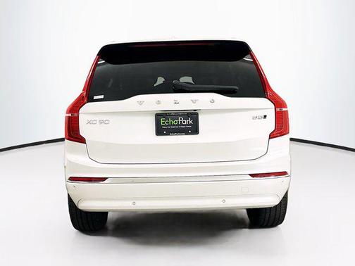 2023 Volvo XC90 B5 Plus