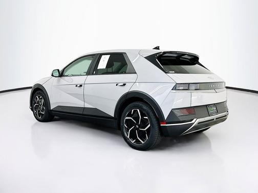 Cyber Gray 2024 Hyundai IONIQ 5 SE
