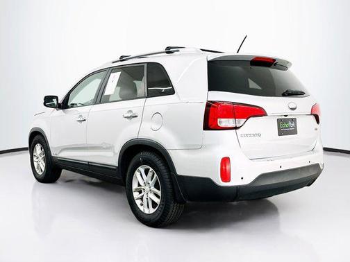 Bright Silver 2014 Kia Sorento LX