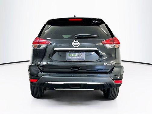 Magnetic Black Pearl 2019 Nissan Rogue SV
