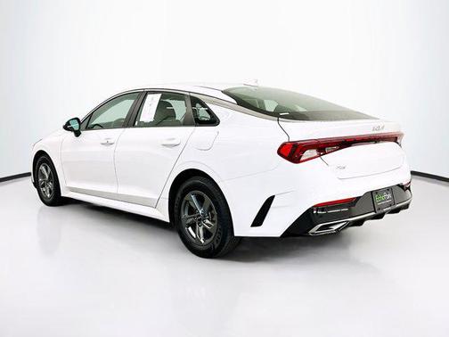 2022 Kia K5 LXS