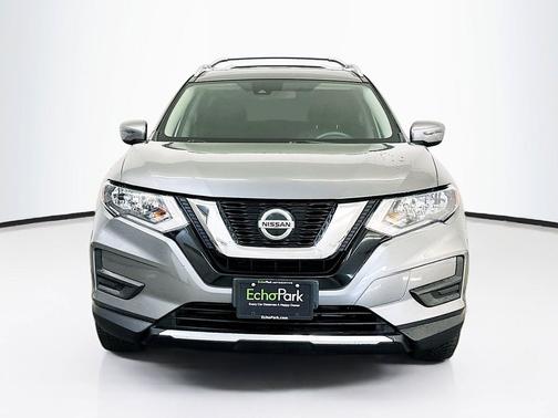 Gun Metallic 2019 Nissan Rogue SV