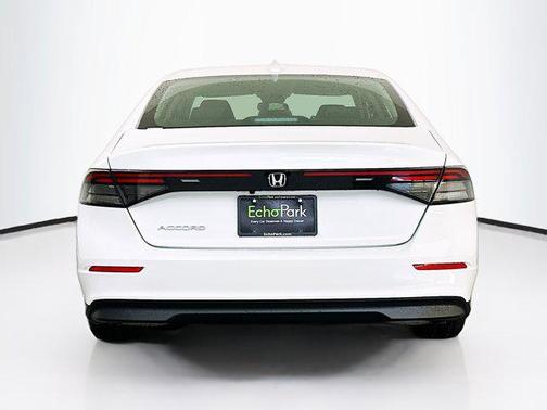 2025 Honda Accord LX 1.5T