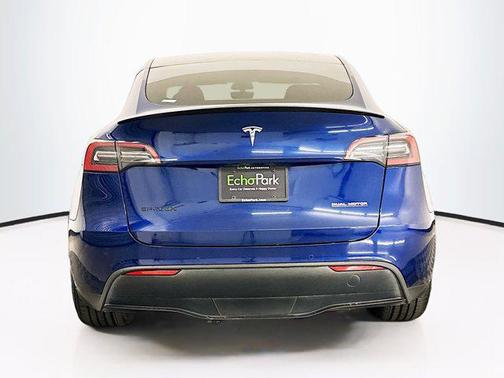 2022 Tesla Model Y Performance Dual Motor All-Wheel Drive