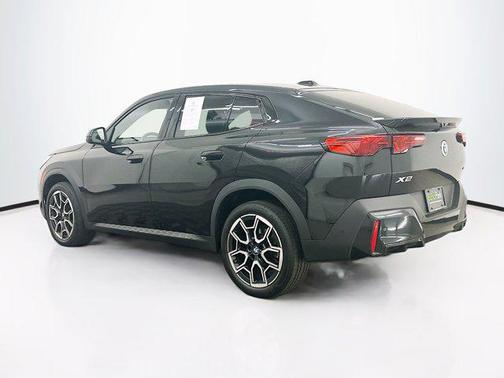 2025 BMW X2 xDrive28i
