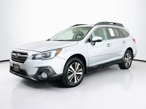 Ice Silver Metallic 2019 Subaru Outback 2.5i Limited