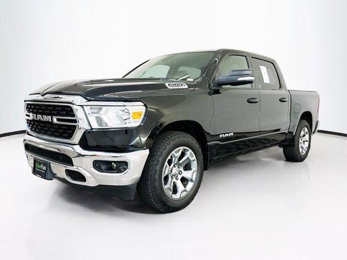 Diamond Black Crystal Pearlcoat 2022 RAM 1500 Big Horn/Lone Star