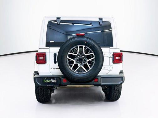 Bright White Clearcoat 2025 Jeep Wrangler 4-Door Sahara 4x4