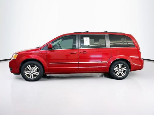 Inferno Red Crystal Pearl 2009 Dodge Grand Caravan SXT