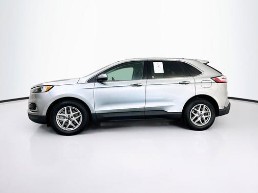 Iconic Silver Metallic 2024 Ford Edge SEL