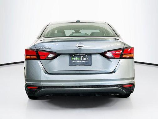 Gun Metallic 2025 Nissan Altima SV FWD