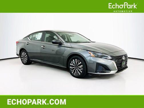 Gun Metallic 2025 Nissan Altima SV FWD