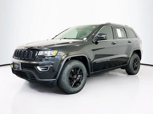2020 Jeep Grand Cherokee Laredo