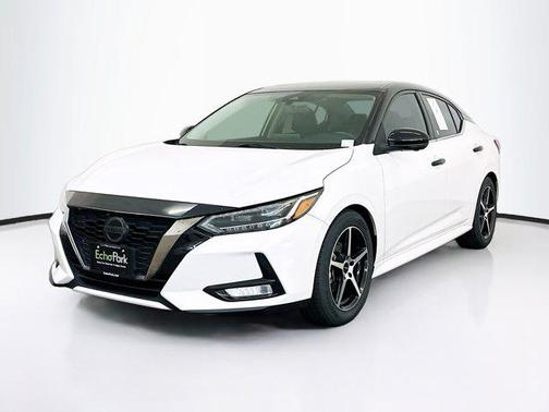 Aspen White TriCoat Pearl 2022 Nissan Sentra SR