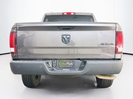 2024 RAM 1500 Classic Warlock Crew Cab 4x4 5'7' Box