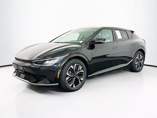 Aurora Black Pearl 2024 Kia EV6 Wind