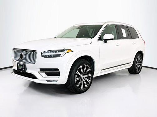 2025 Volvo XC90 B5 Core