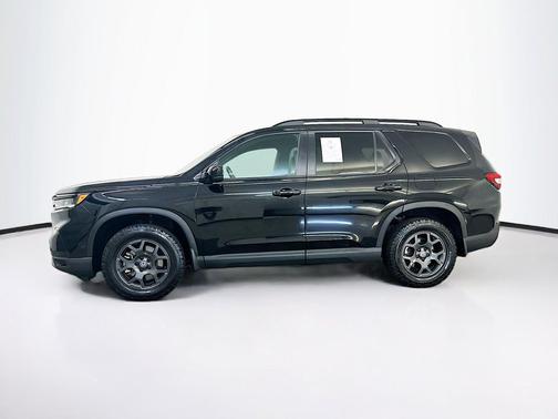 Black 2025 Honda Pilot TrailSport