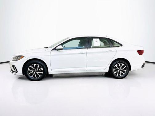 Pure White 2025 Volkswagen Jetta 1.5T S