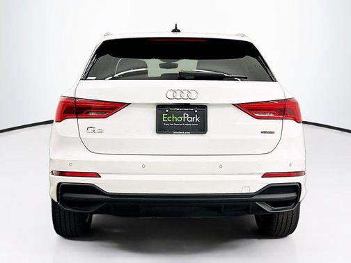 2023 Audi Q3 Premium 45 TFSI S line quattro Tiptronic