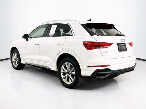 2023 Audi Q3 Premium 45 TFSI S line quattro Tiptronic